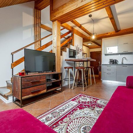 Apartman Mezonet Na Namesti Кошице Екстер'єр фото