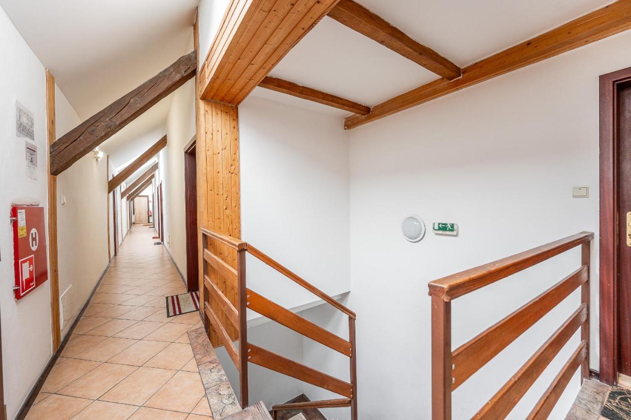 Apartman Mezonet Na Namesti Кошице Екстер'єр фото