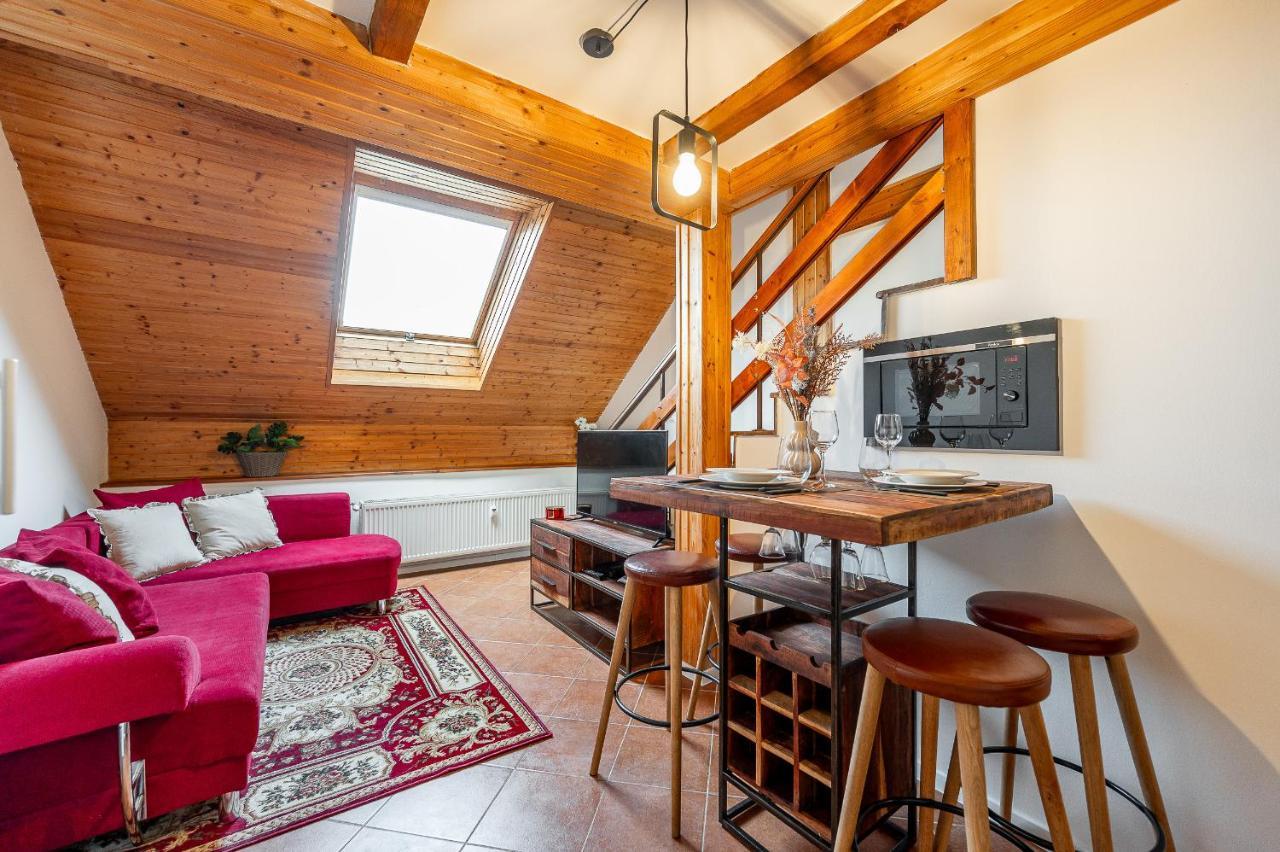 Apartman Mezonet Na Namesti Кошице Екстер'єр фото