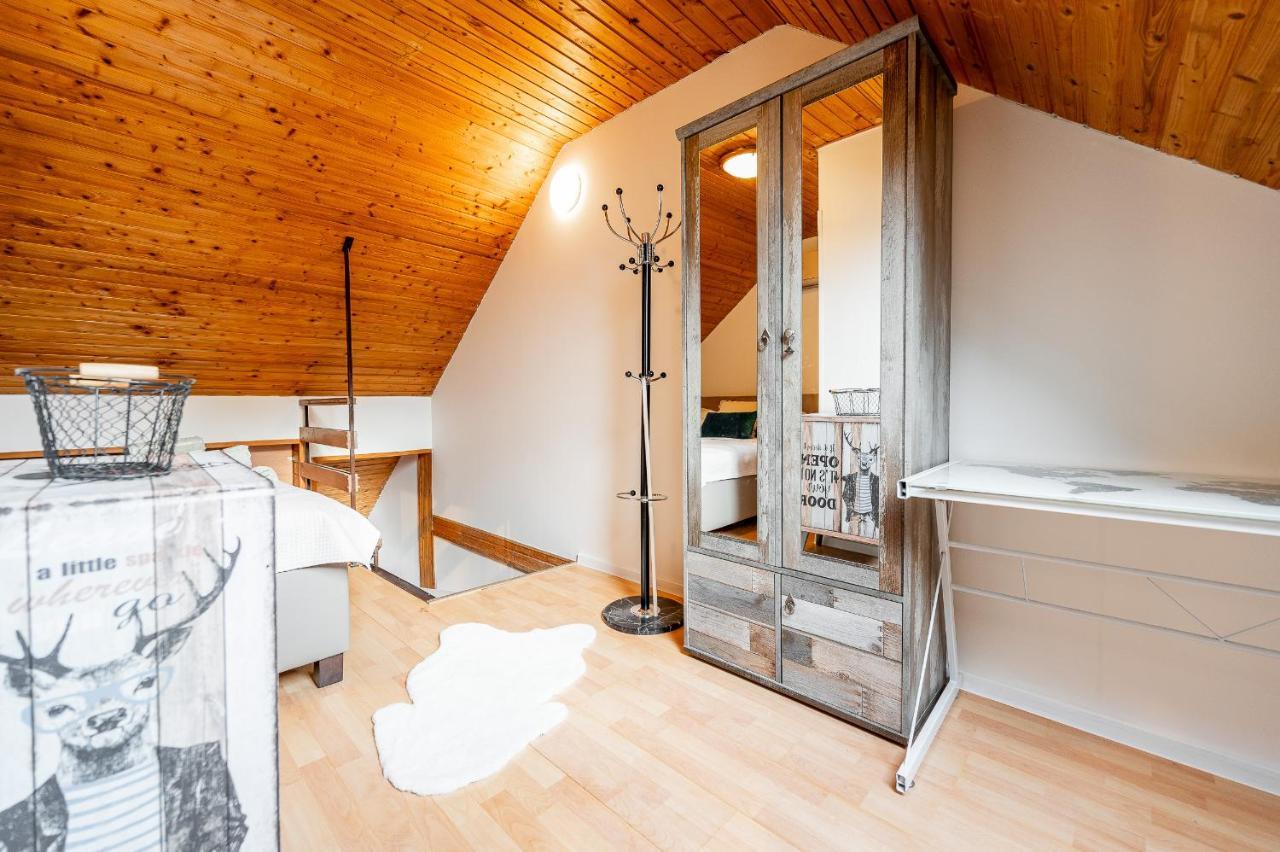 Apartman Mezonet Na Namesti Кошице Екстер'єр фото