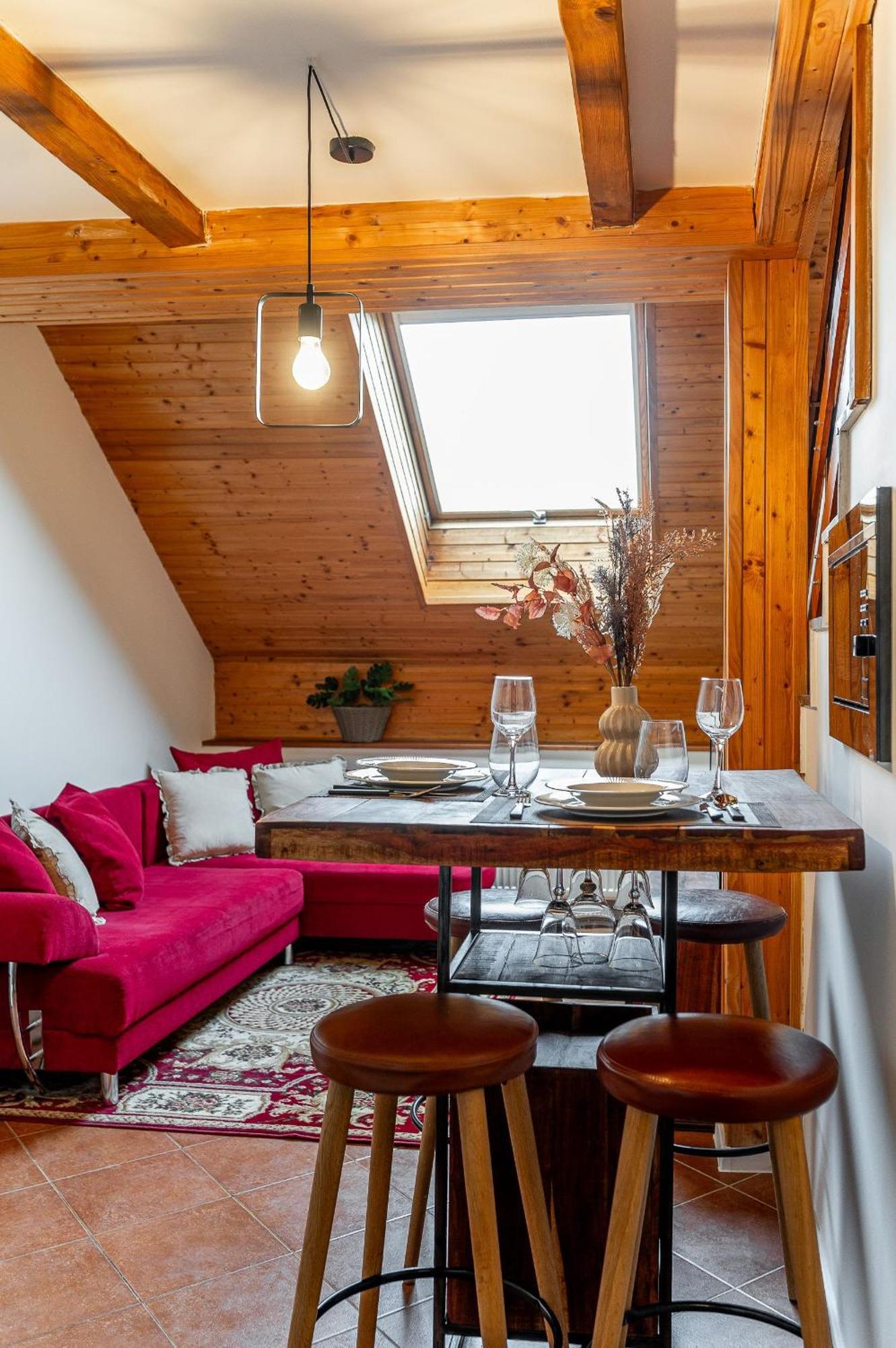 Apartman Mezonet Na Namesti Кошице Екстер'єр фото